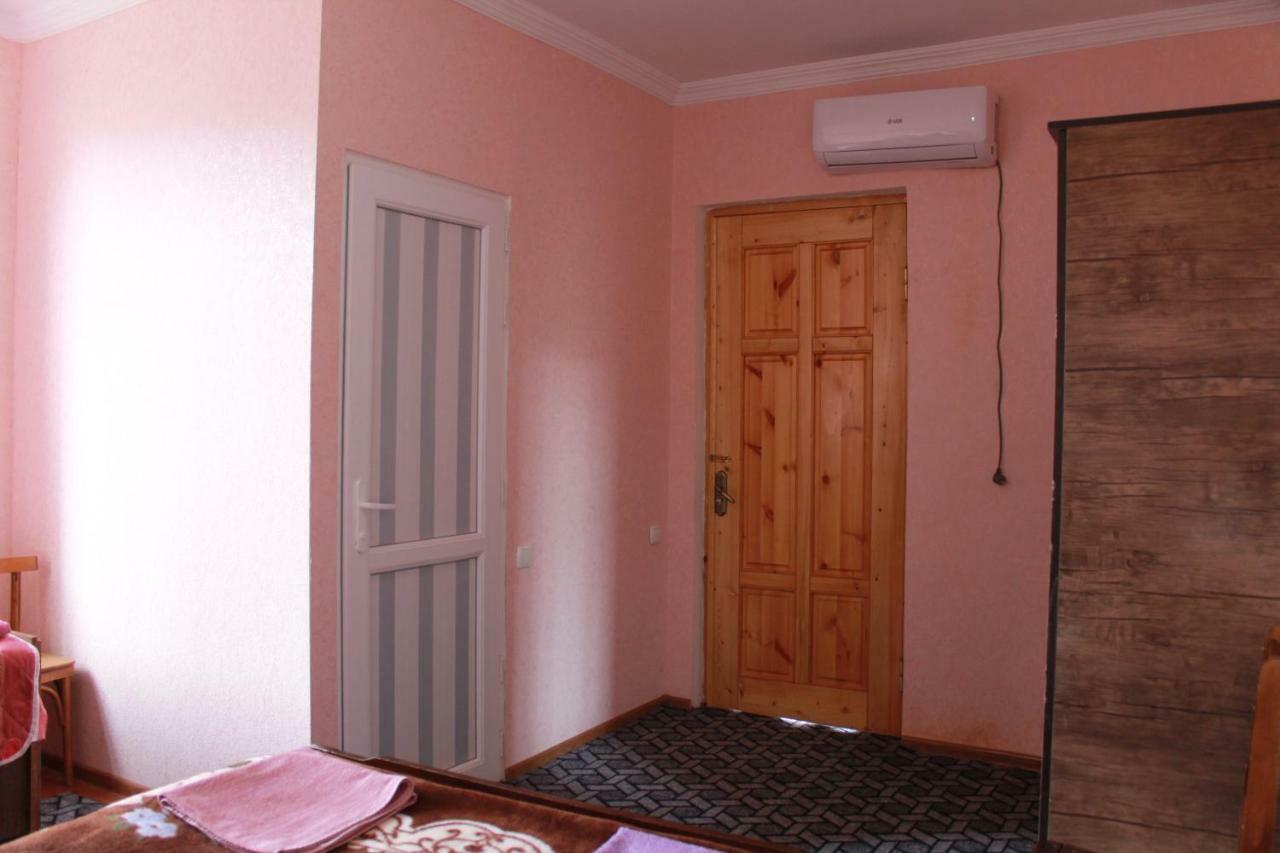 Guest House Shota Sighnaghi Exteriör bild